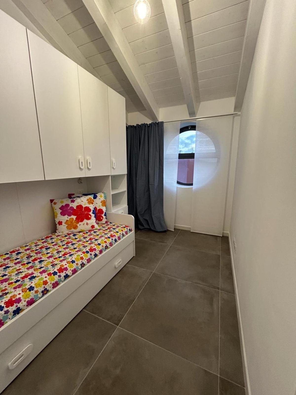 Appartamento Family House Porto Torres Esterno foto